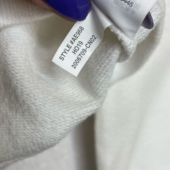 J. Crew Heart Appliqué Crew Neck White Sweatshirt XXS - Picture 3 of 6